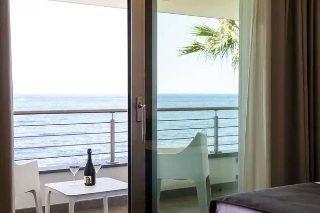 Deluxe Tek Büyük Yataklı Oda, Deniz Manzaralı