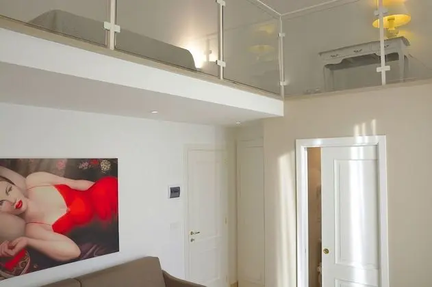 Dört Kişilik Oda, Balkon (Pistis)