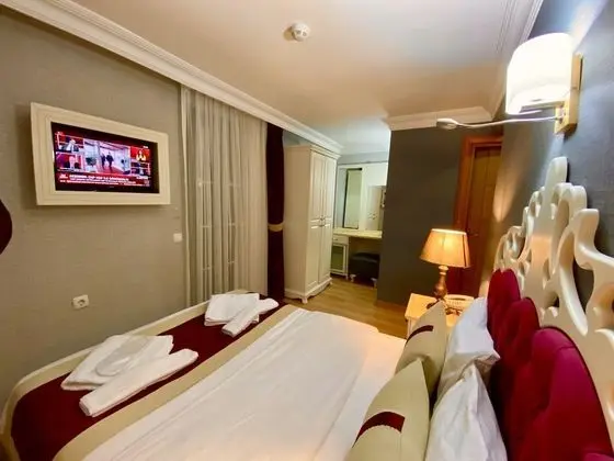 Standard Tek Büyük Yataklı Oda