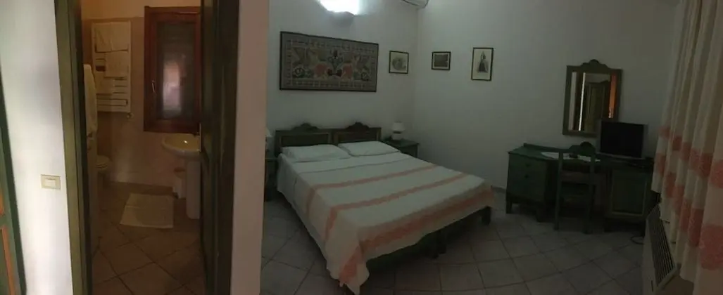 Tek Büyük Yataklı Oda