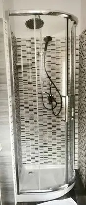 Economy Tek Büyük Yataklı Oda