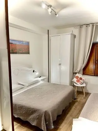 Üç Kişilik Oda