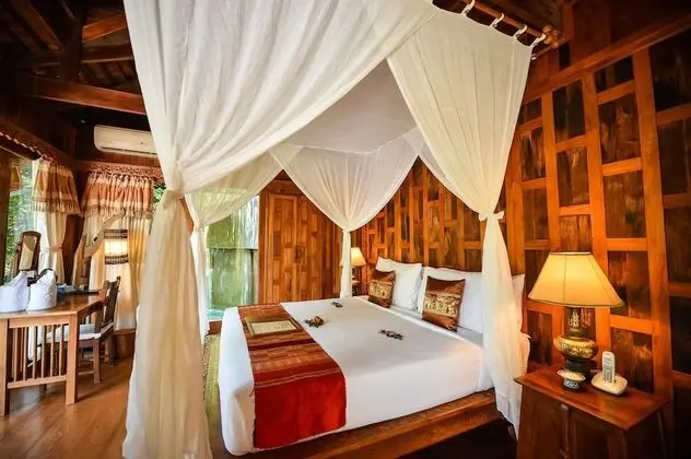 Plus Round Trip Speedboat Transfer Sea View Pool Villa - Outdoor Shower