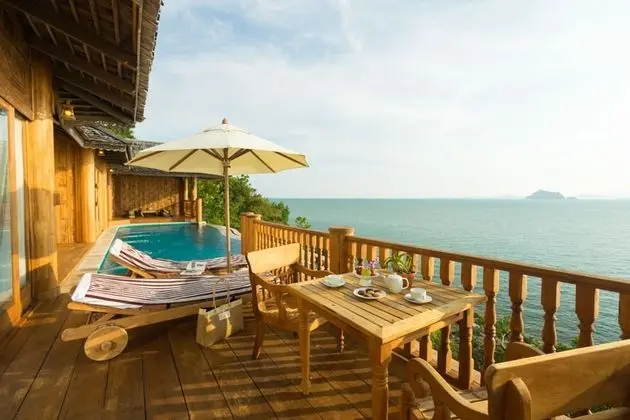 Plus Round Trip Join Speedboat As Scheduled Transfer -Two Bedroom Seawater Pool Villa