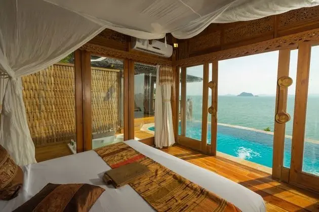 Plus Round Trip Join Speedboat As Scheduled Transfer -Two Bedroom Seawater Pool Villa