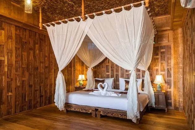 Garden Pool Suite