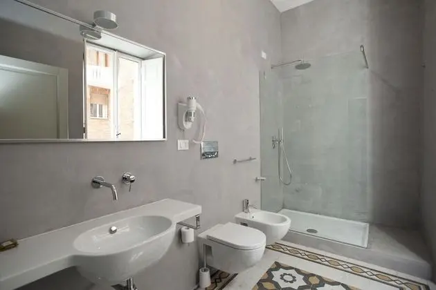 Tek Büyük Yataklı Oda, Özel Banyo