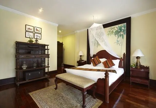 Honeymoon Villa
