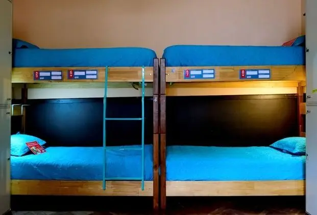 Dorm estandar 6 adultos B/C