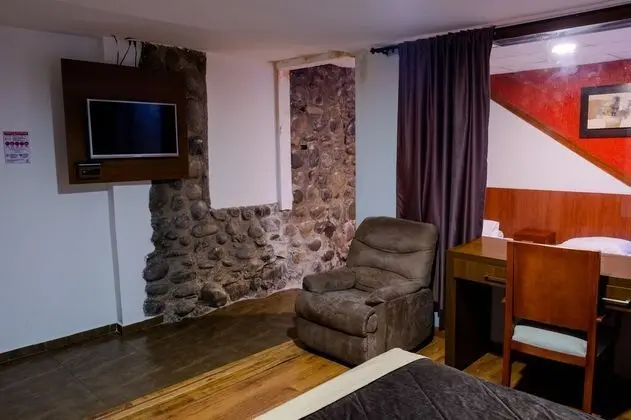 Queen Room