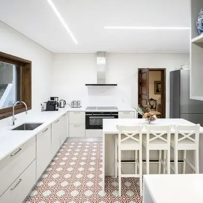 Premium Tek Büyük Yataklı Oda