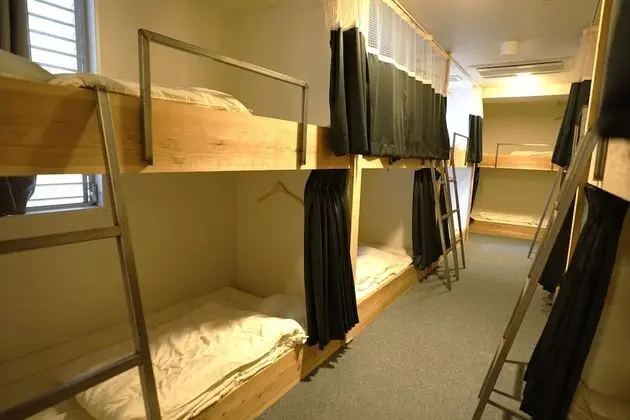 Basic Ortak Ranzalı Oda, Karma Ranzalı Oda (1 bed in large mixed dormitory)