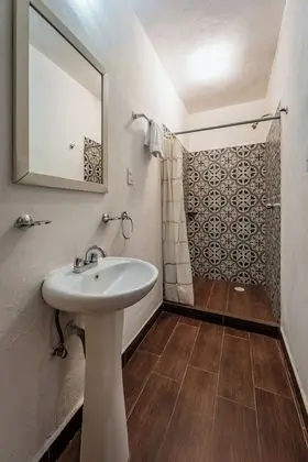 Üç Kişilik Oda