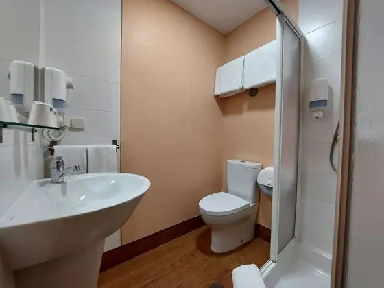 Tek Büyük Yataklı Oda, Balkon