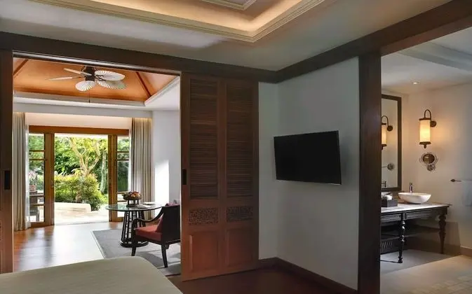 Deluxe Garden Villa