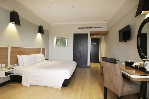 Deluxe Room, 1 King bed
