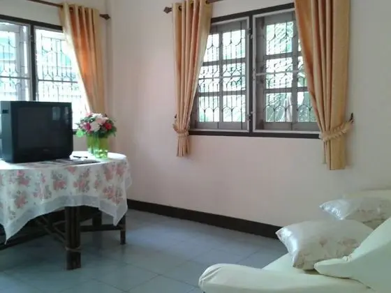 Family Suite White Villa