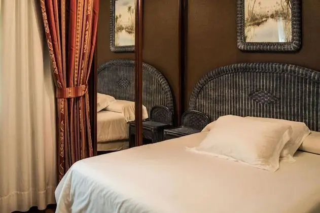 Tek Büyük veya İki Ayrı Yataklı Oda