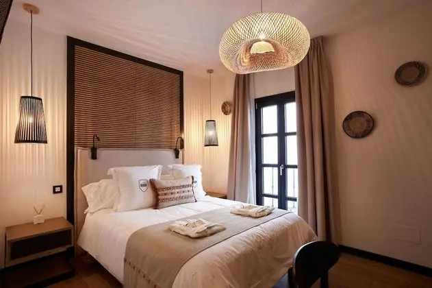 Standard Tek Büyük Yataklı Oda