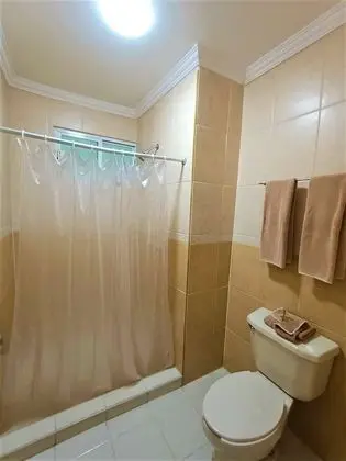 Family Tek Büyük Yataklı Oda