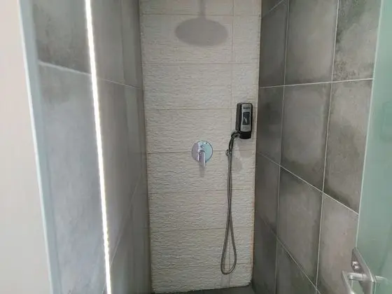 Standard Tek Büyük Yataklı Oda, 1 Çift Kişilik Yatak, Bahçe Manzaralı