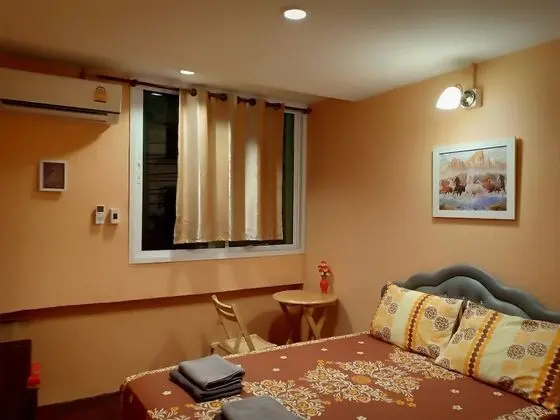 Standard Room (Brown)