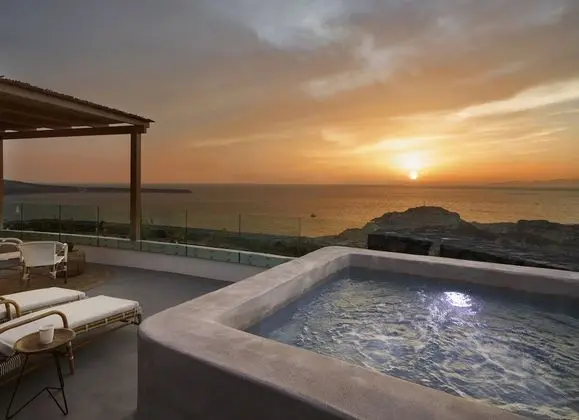 Exclusive Junior Suite Sunset & Sea View with Hot Tub