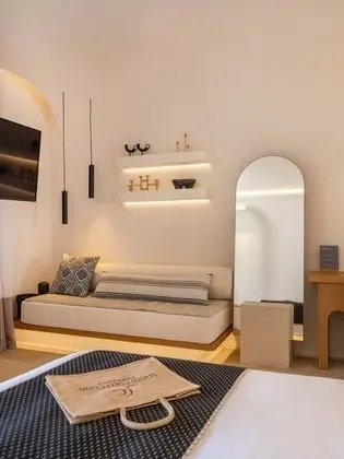 Vivid Junior Suite Sea View with Hot Tub