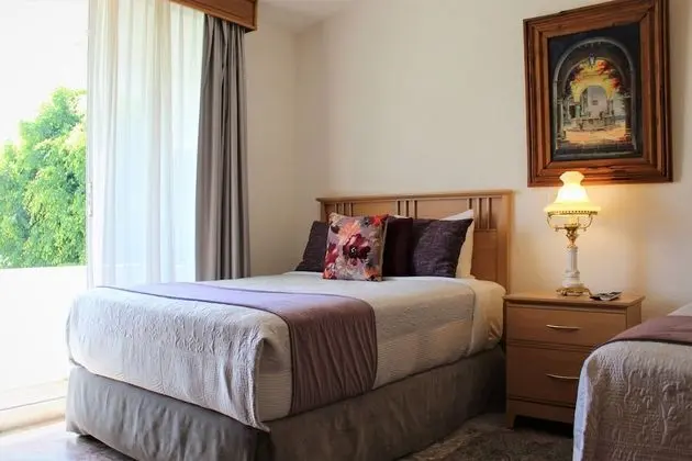 Design Tek Büyük Yataklı Oda