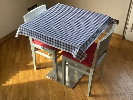 Classic Tek Büyük veya İki Ayrı Yataklı Oda, Küçük Mutfak