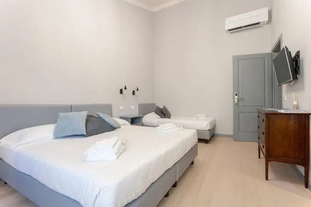 Deluxe Üç Kişilik Oda