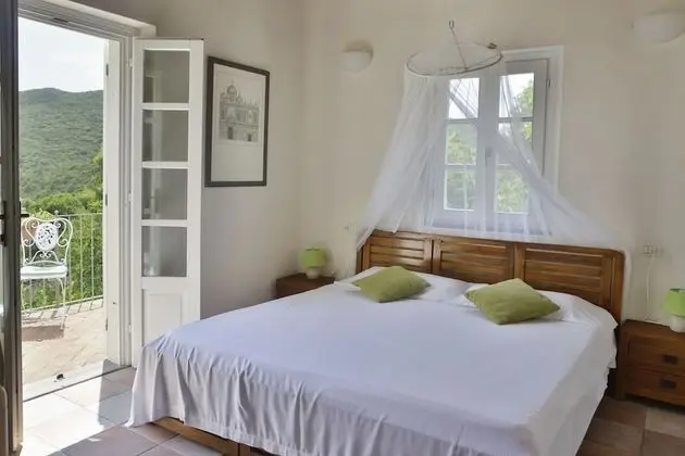 Tek Büyük Yataklı Oda, Vadi Manzaralı