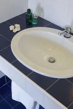 Tek Büyük Yataklı Oda, Vadi Manzaralı