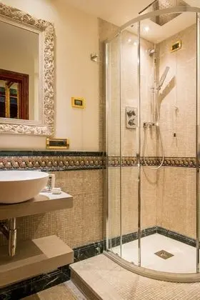 Tek Kişilik Oda, Özel Banyo (External)