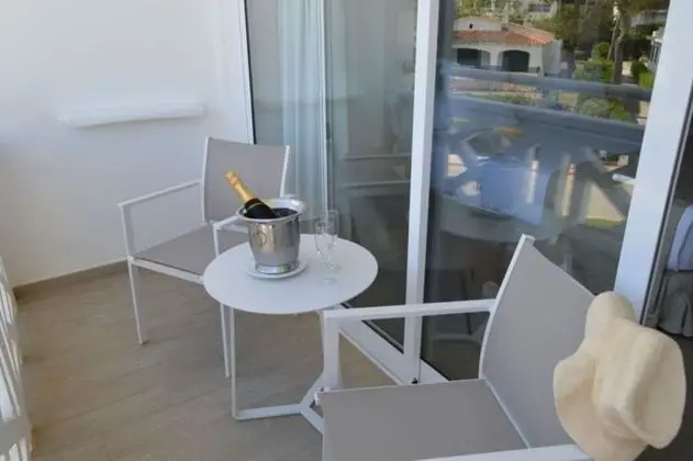Tek Kişilik Oda, Balkon