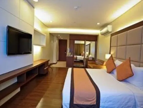 Premium Oda, 1 En Büyük (King) Boy Yatak (Room)