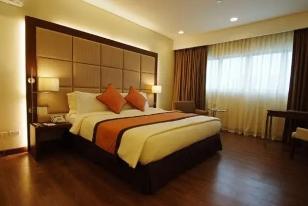 Premium Oda, 1 En Büyük (King) Boy Yatak (Room)