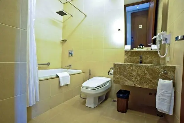 Premium Oda, 1 En Büyük (King) Boy Yatak (Room)