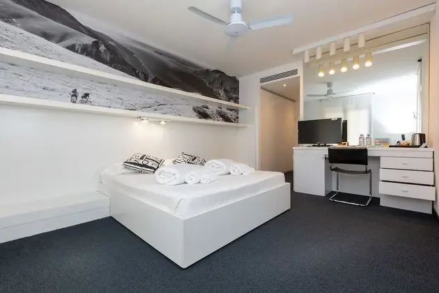 Tek Büyük Yataklı Oda