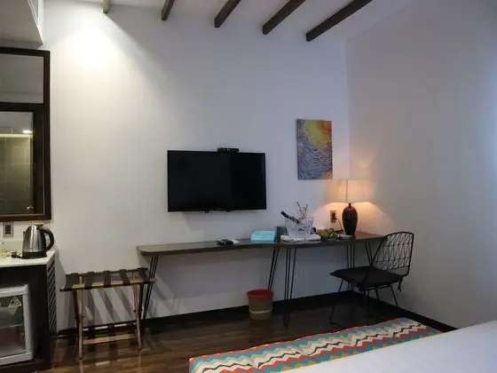 Deluxe Tek Büyük Yataklı Oda
