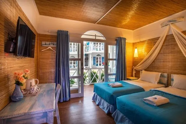 Deluxe Tek Büyük Yataklı Oda, Havuz Kullanımı