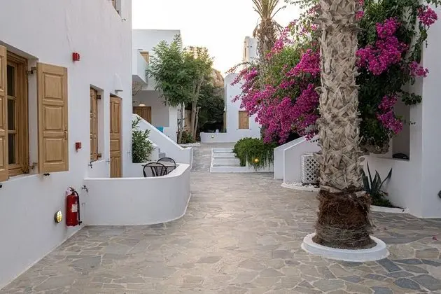 One Bedroom Apartment Garden View