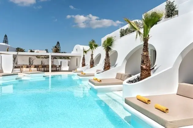 Luxury Swim Up Suite