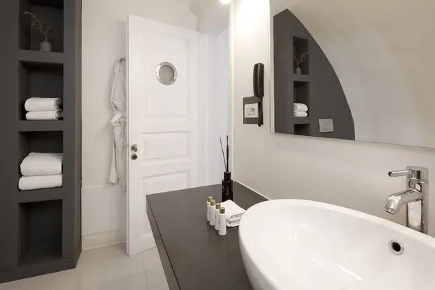 Triple room with caldera view