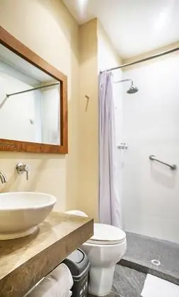 Tek Büyük Yataklı Oda, Balkon