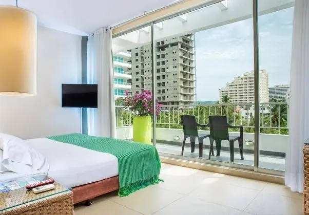 Tek Büyük Yataklı Oda, Balkon