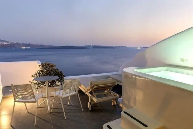 Süit, Sıcak Su Havuzu, Deniz Manzaralı