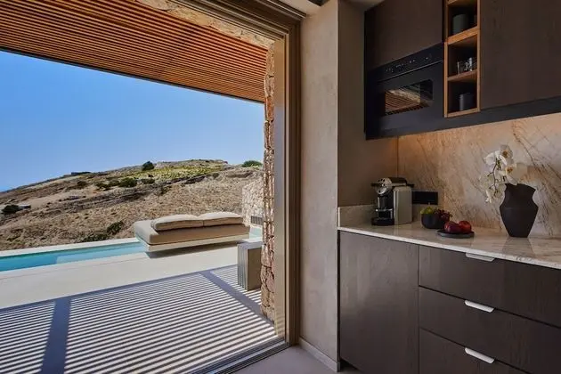 Retreat Suite with Private Heated Plunge Pool and Sea View