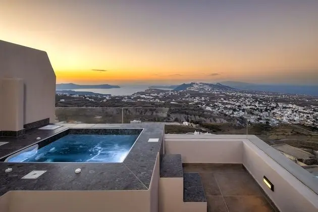 Villa, Sıcak Su Havuzu, Deniz Manzaralı (Villa U)