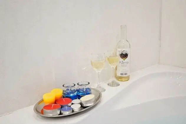 Honeymoon Apart Daire, 1 En Büyük (King) Boy Yatak, Sigara İçilmez, Şehir Manzaralı